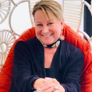 Meet your Posher, Lori